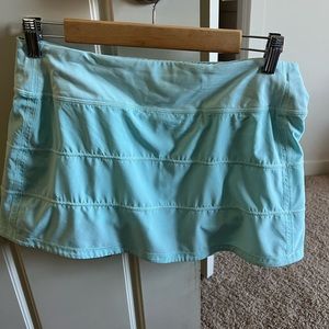 Lulu lemon skort